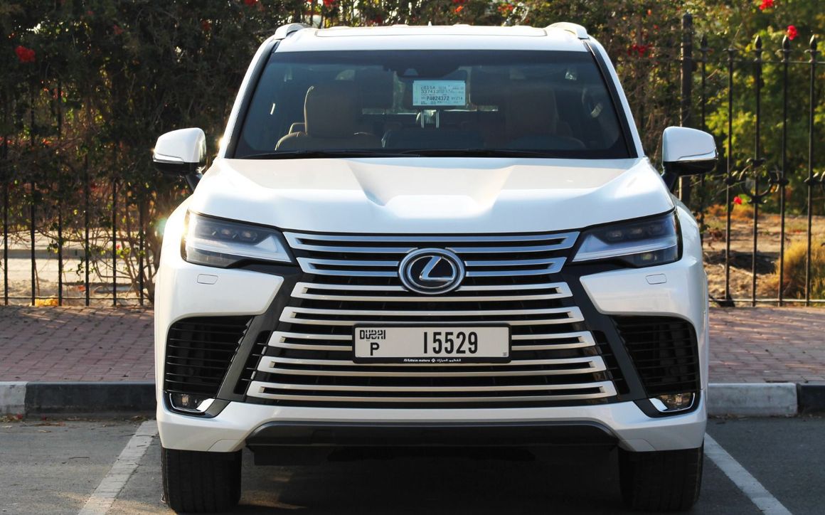 LEXUS LX 600 - image 2