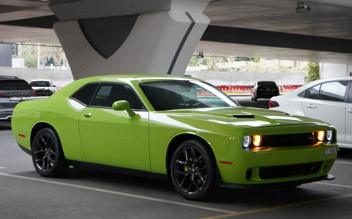 DODGE CHALLENGER - image 1