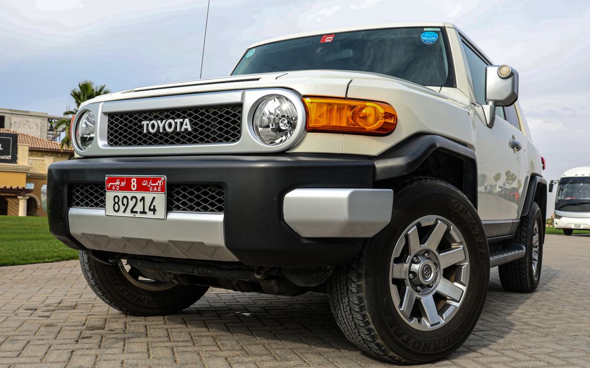 Toyota FJ Cruiser - image 1
