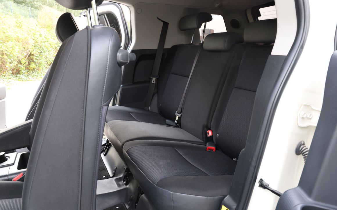 Toyota FJ Cruiser - image 14