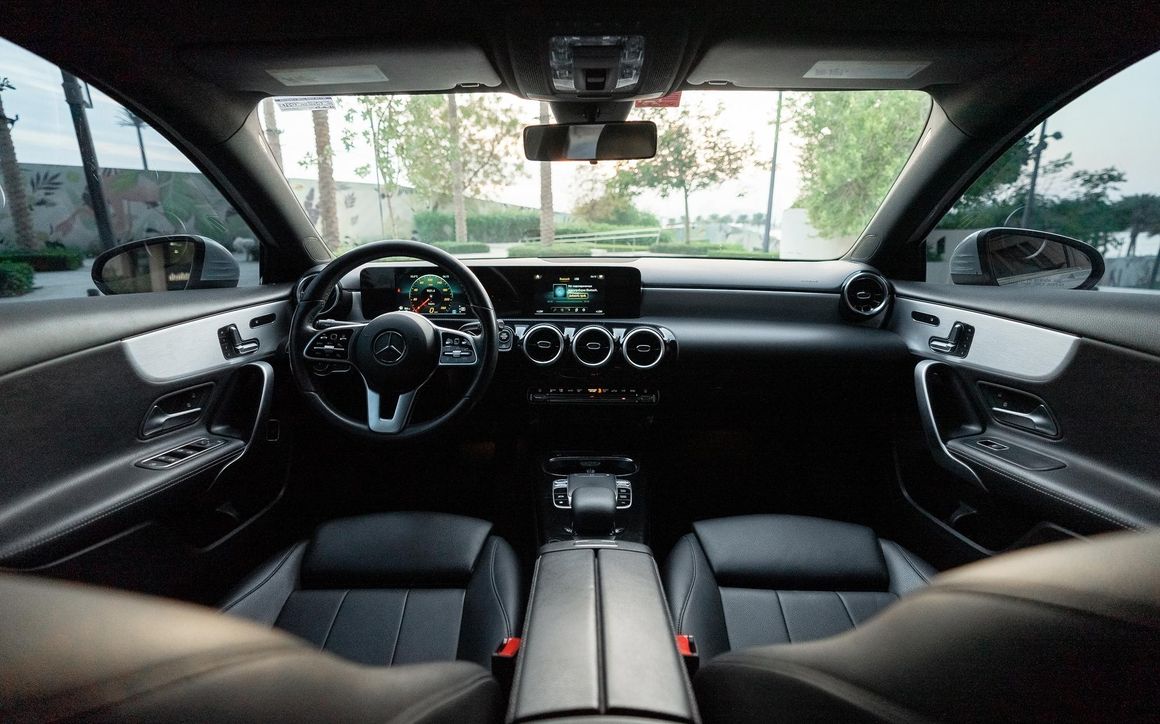 MERCEDES A220 - image 6