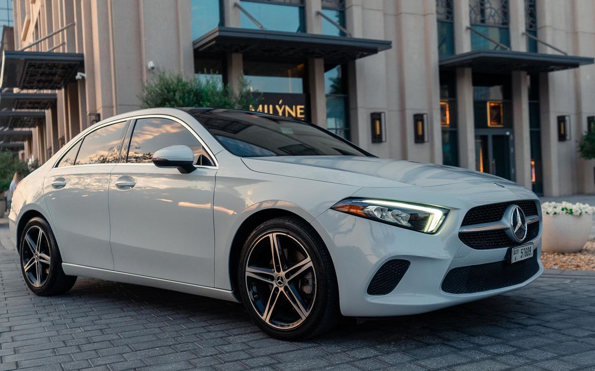 MERCEDES A220 - image 4