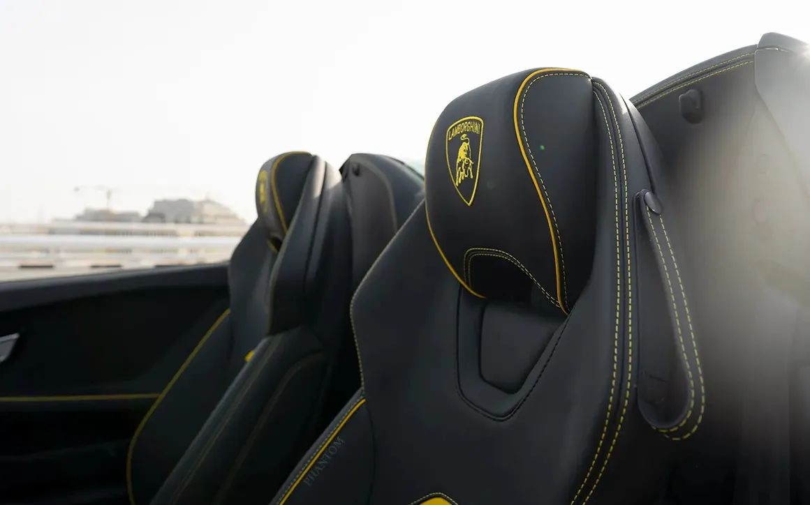 LAMBORGHINI HURACAN SPYDER - image 11