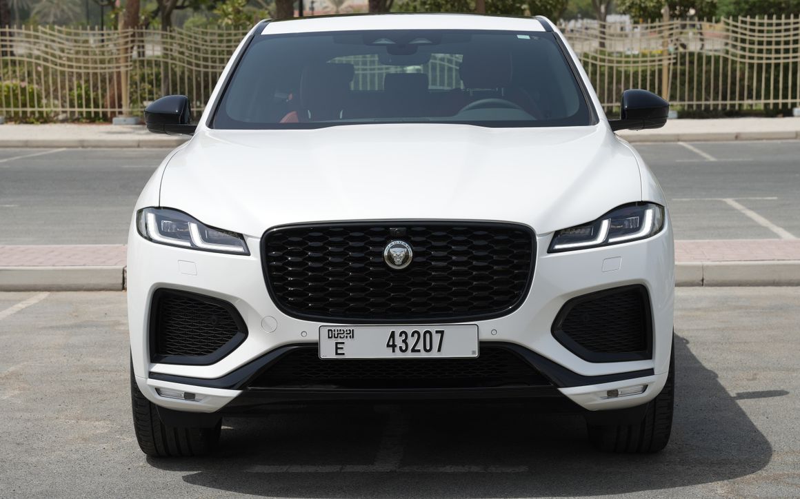 JAGUAR F-PACE - image 3