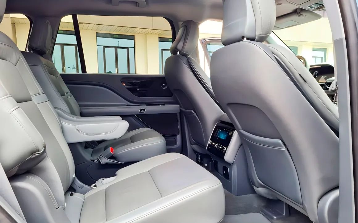 LINCOLN AVIATOR - image 7