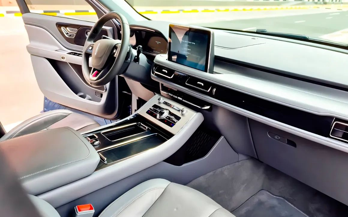 LINCOLN AVIATOR - image 6