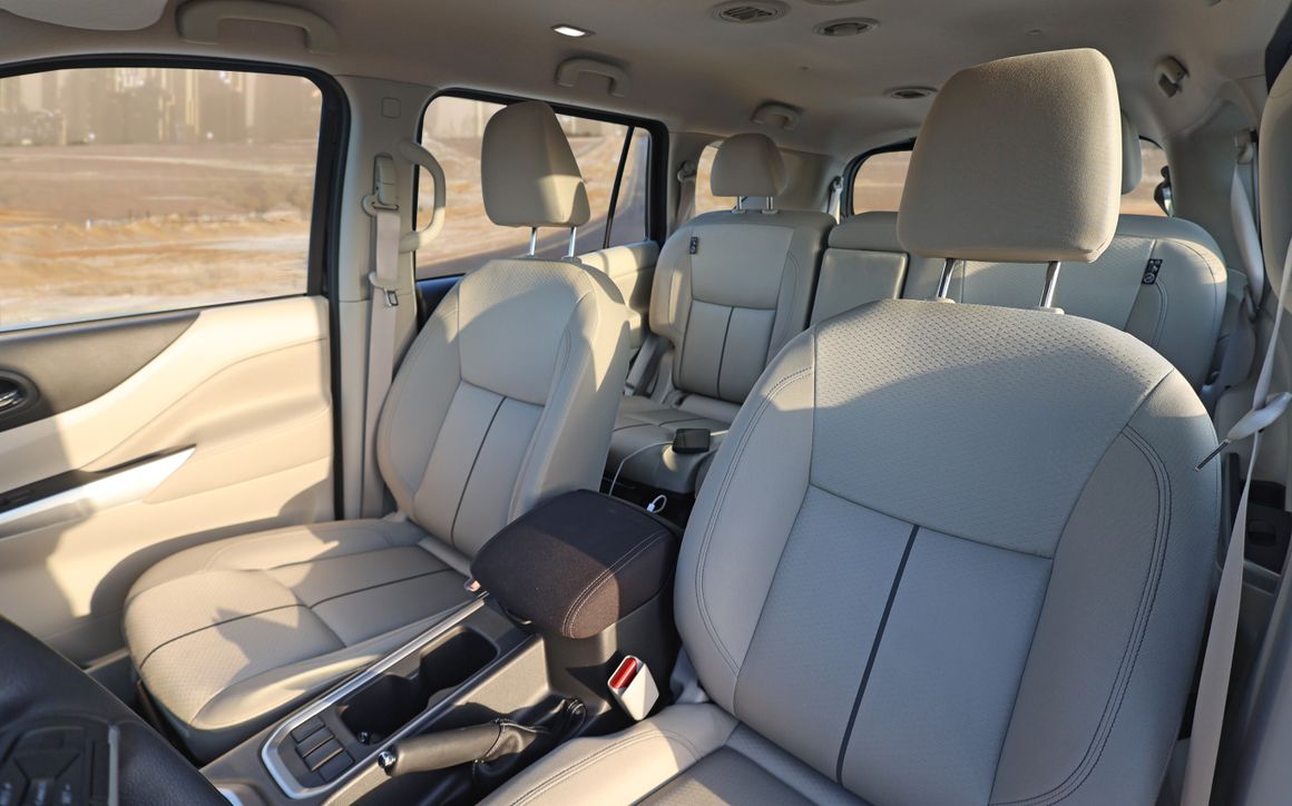 Nissan Xterra Black - image 11