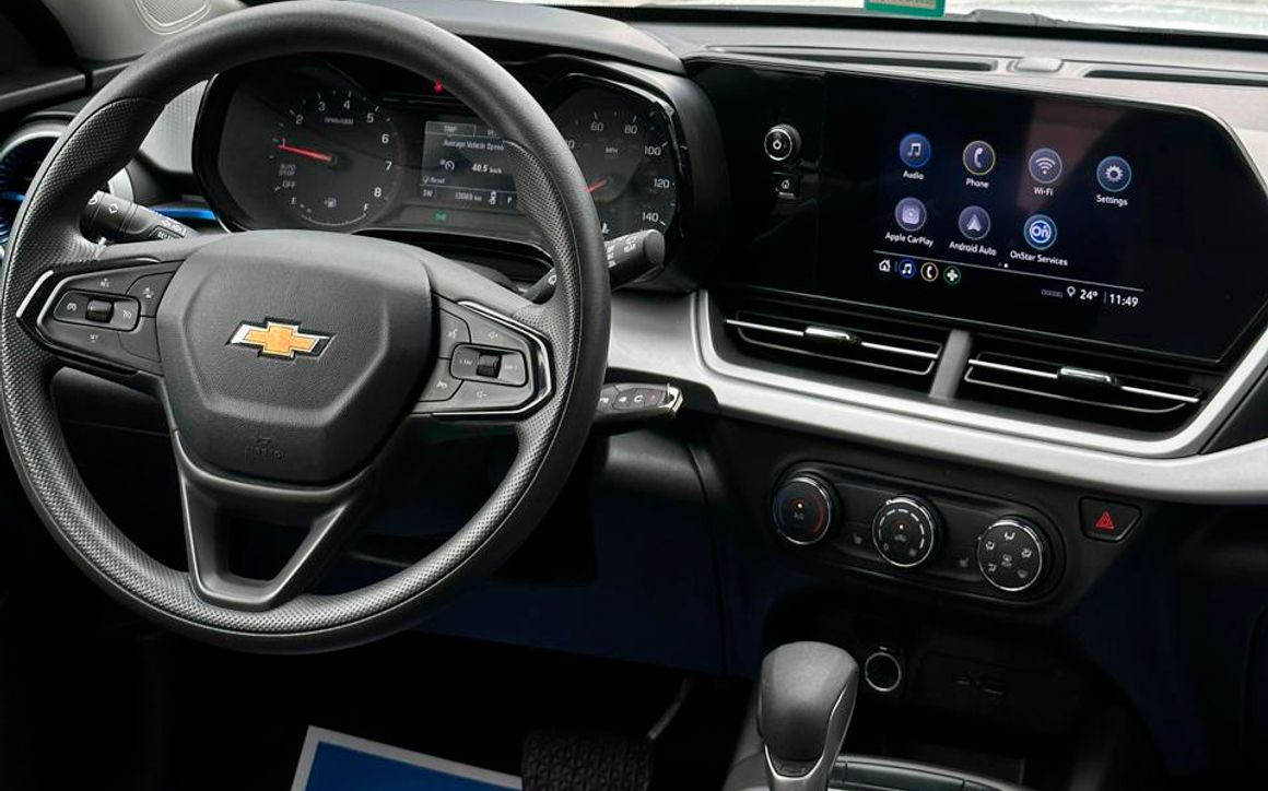CHEVROLET TRAX - image 4