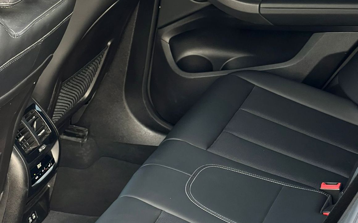 BMW X3 - image 11