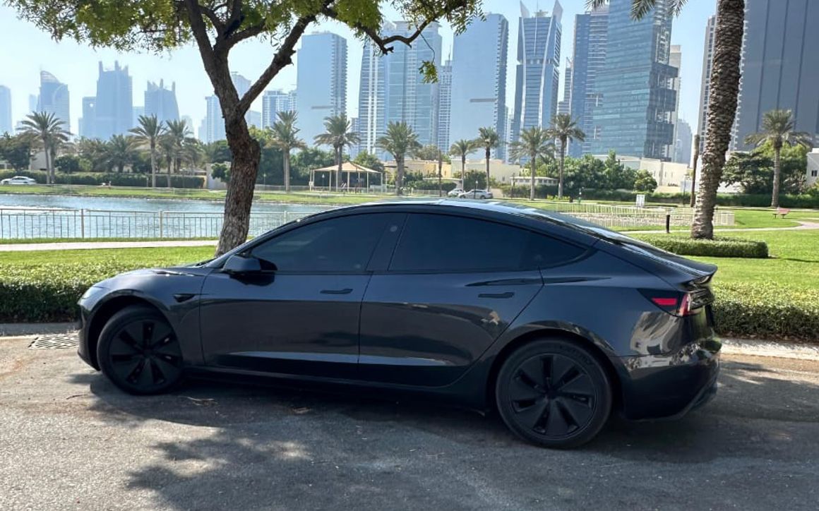 Tesla Model 3 LR - image 2