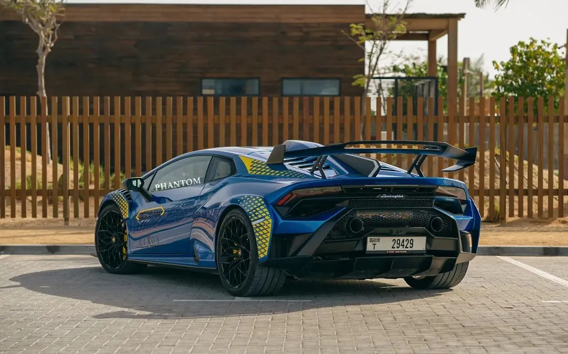 LAMBORGHINI HURACAN STO - image 4