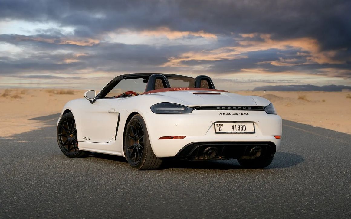PORSCHE BOXSTER 718 - image 5
