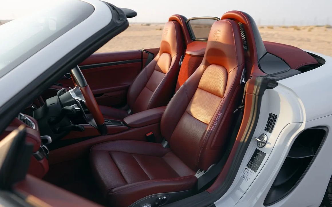 PORSCHE BOXSTER 718 - image 6