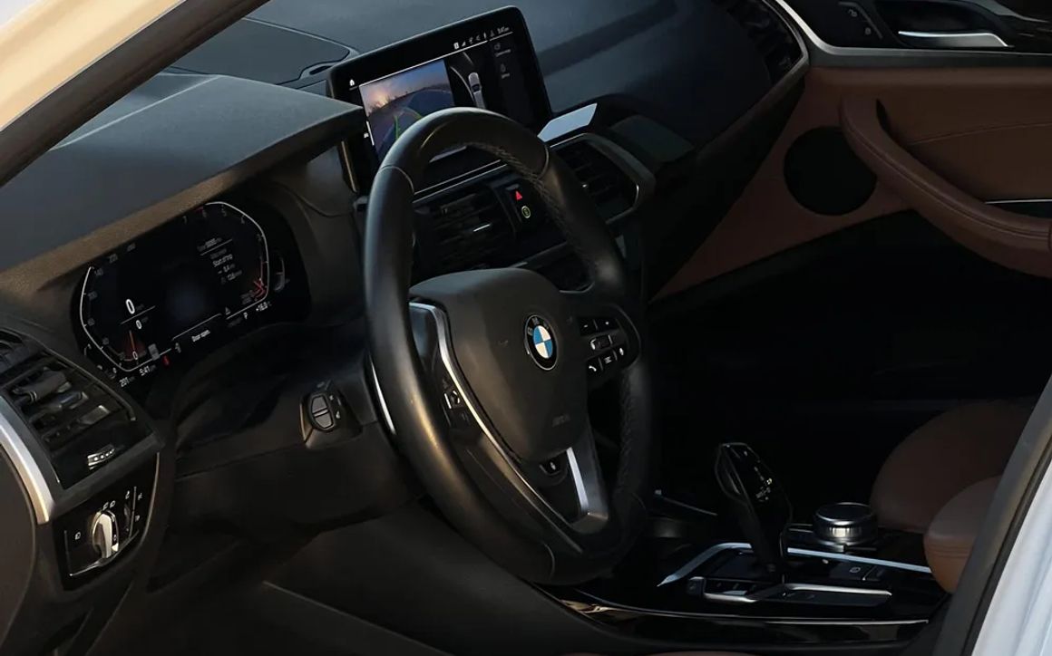 BMW X3 - image 9