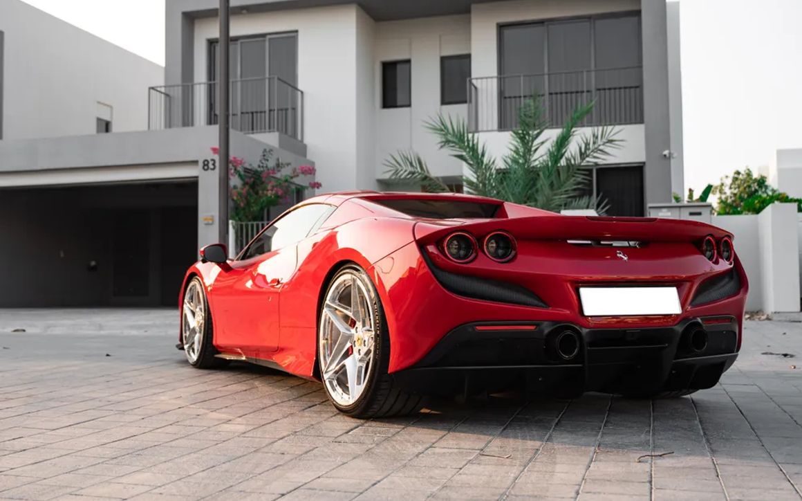 FERRARI F8 SPIDER - image 5