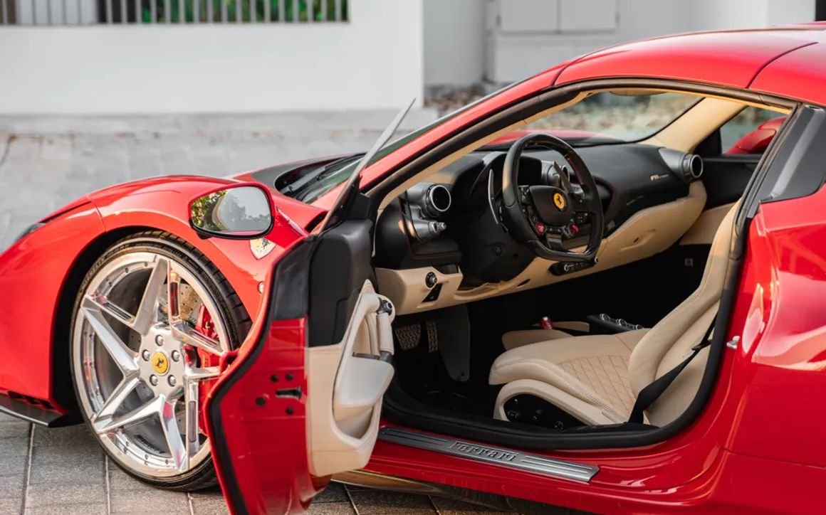 FERRARI F8 SPIDER - image 10