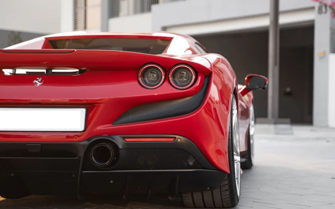 FERRARI F8 SPIDER - image 9