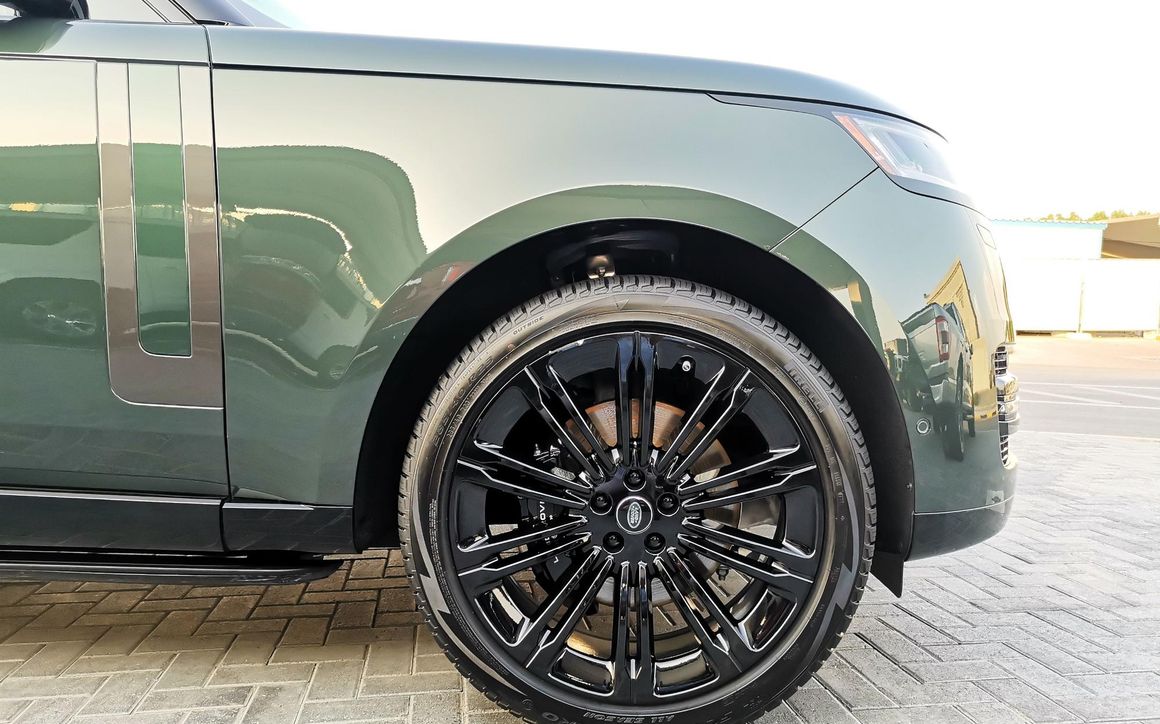 RANGE ROVER VOGUE - image 9