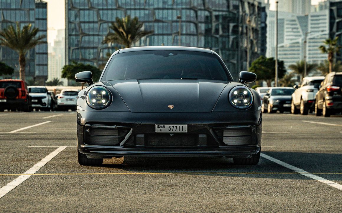 PORSCHE 911 CARRERA GTS - image 3