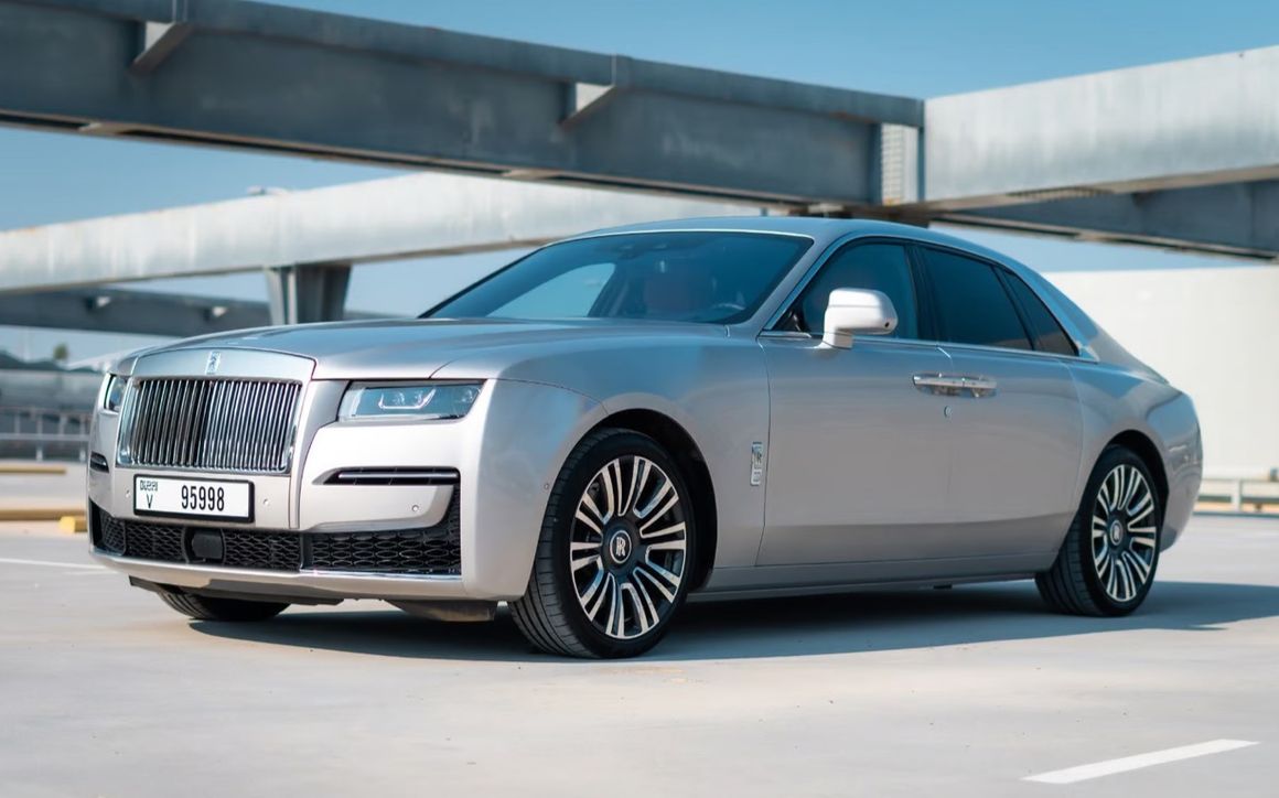 Rolls Royce Ghost - image 1