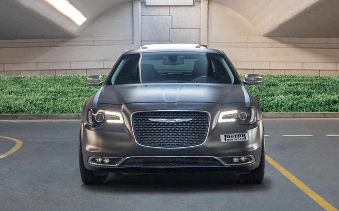 CHRYSLER 2020 - image 2