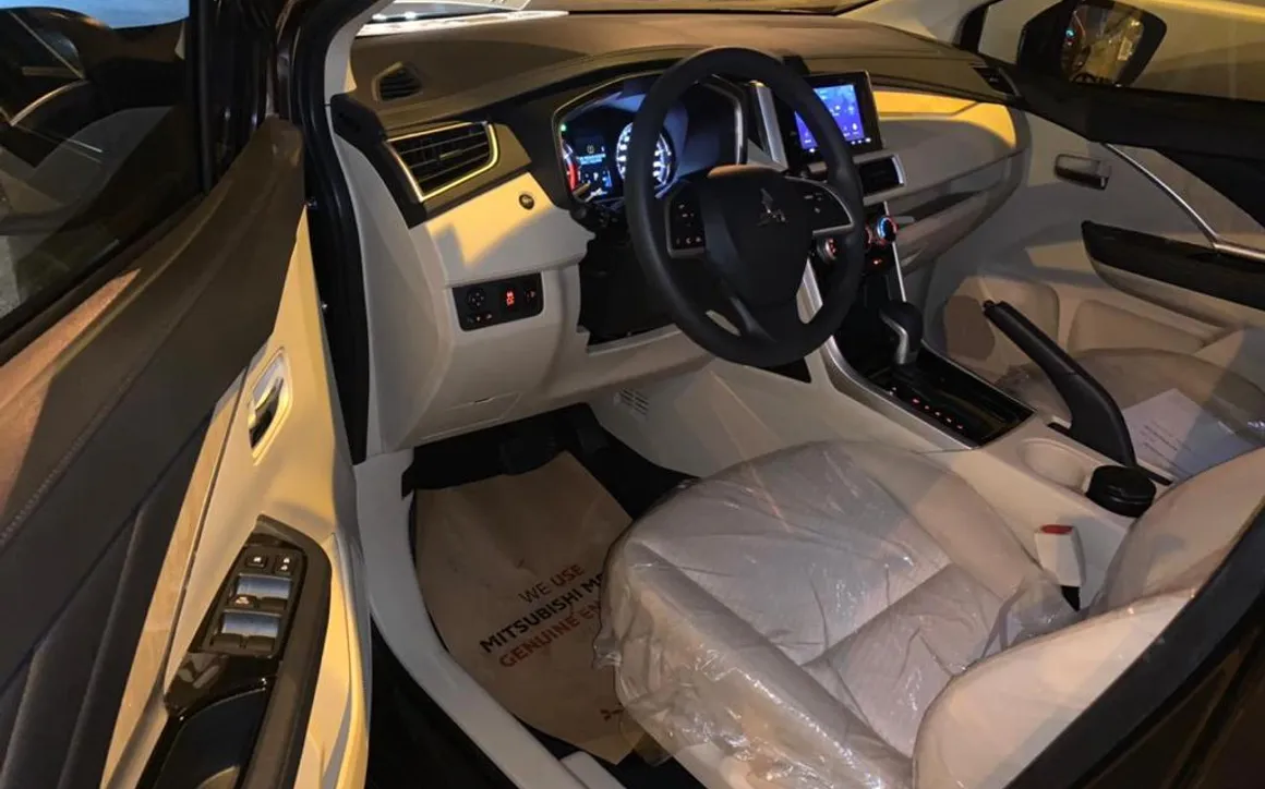 MITSUBISHI XPANDER - image 11