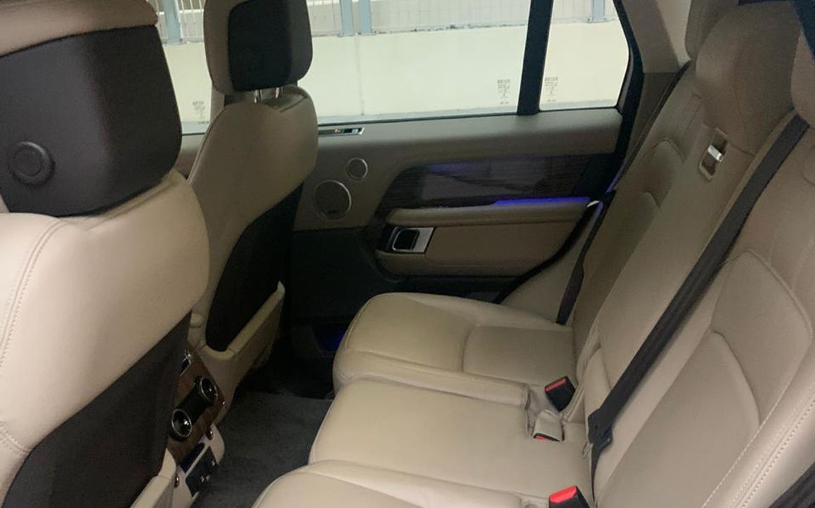 RANGE ROVER HSE - image 7