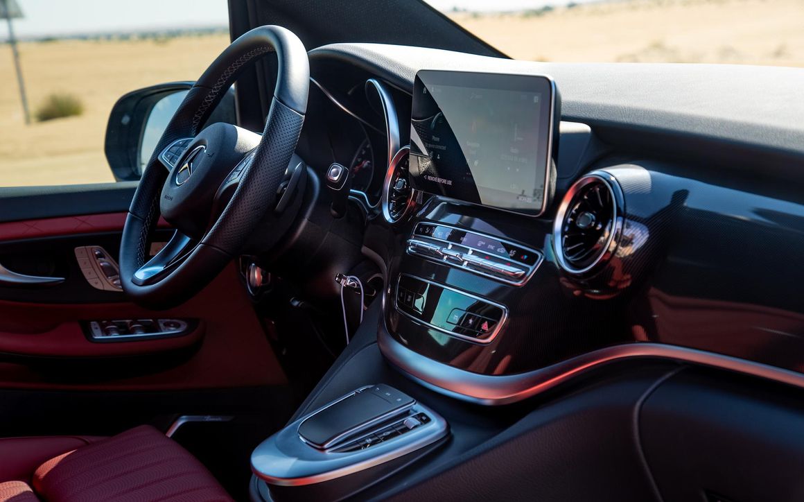 Mercedes V-Class Falcon Edition - image 11