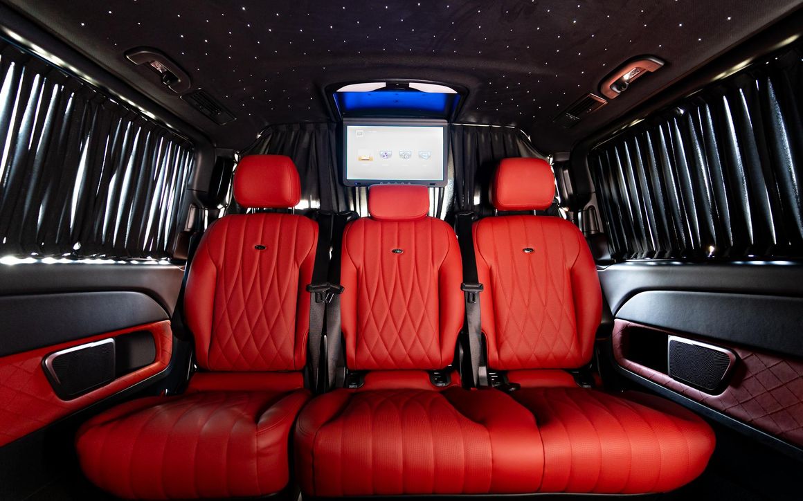 Mercedes V-Class Falcon Edition - image 18