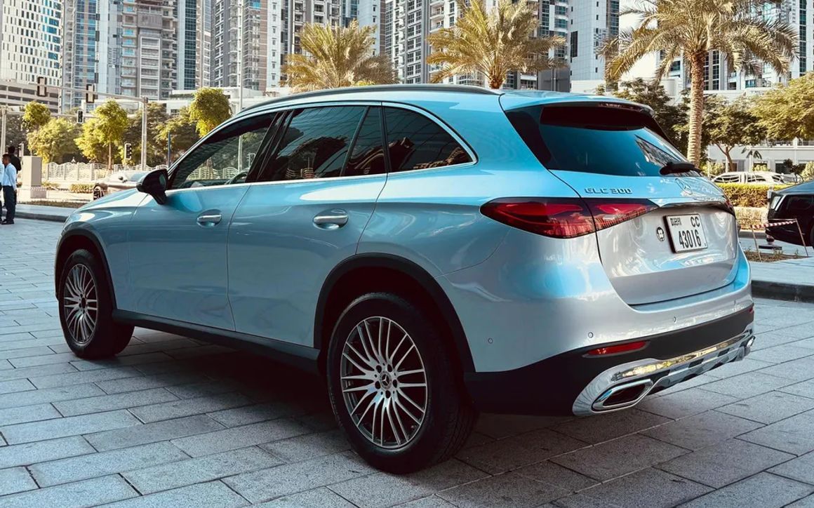 MERCEDES GLC300 - image 3