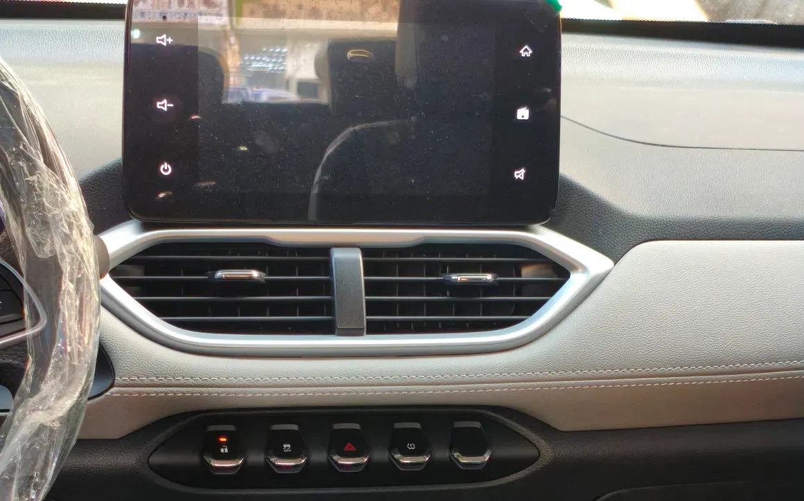 CHEVROLET GROOVE - image 10