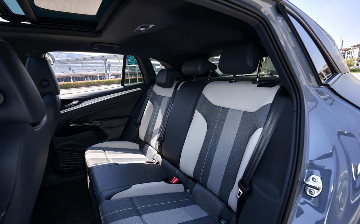 Volkswagen ID4 - image 26
