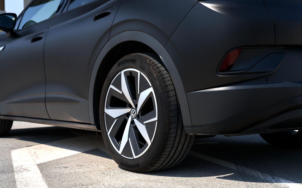 Volkswagen ID4 - image 13