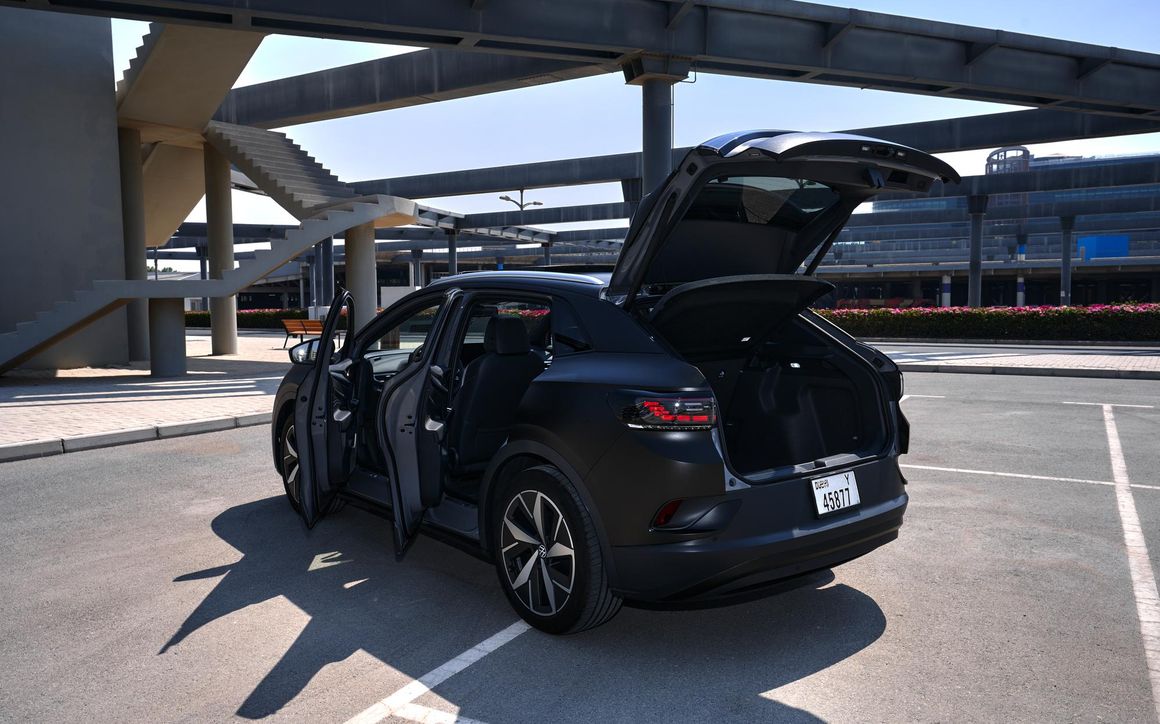 Volkswagen ID4 - image 11
