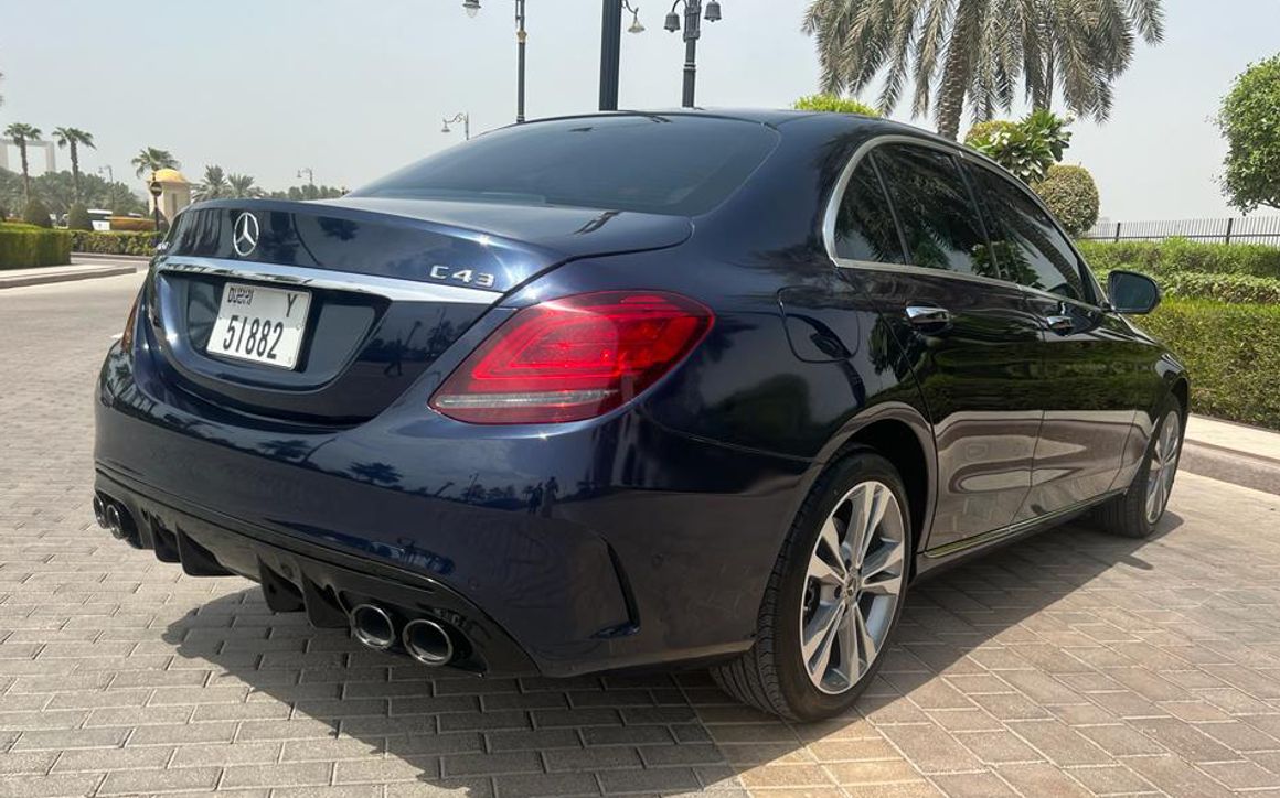 MERCEDES-BENZ C43 - image 8