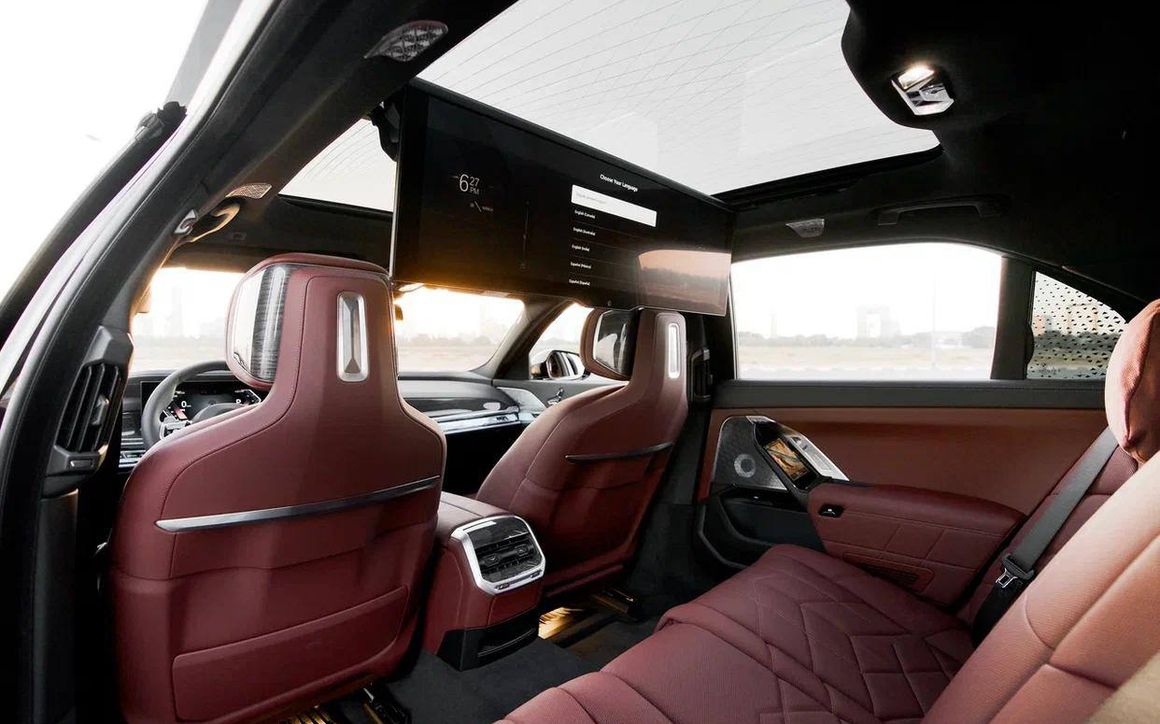 BMW 740I - image 6