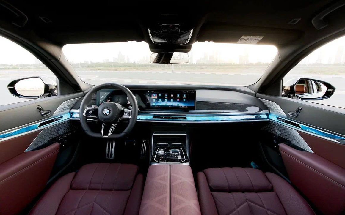 BMW 740I - image 5