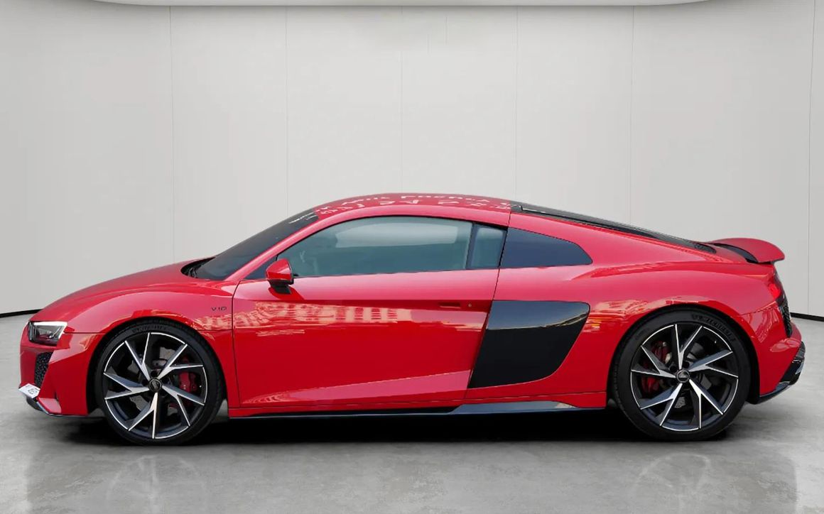 AUDI R8 V10 Coupe - image 3