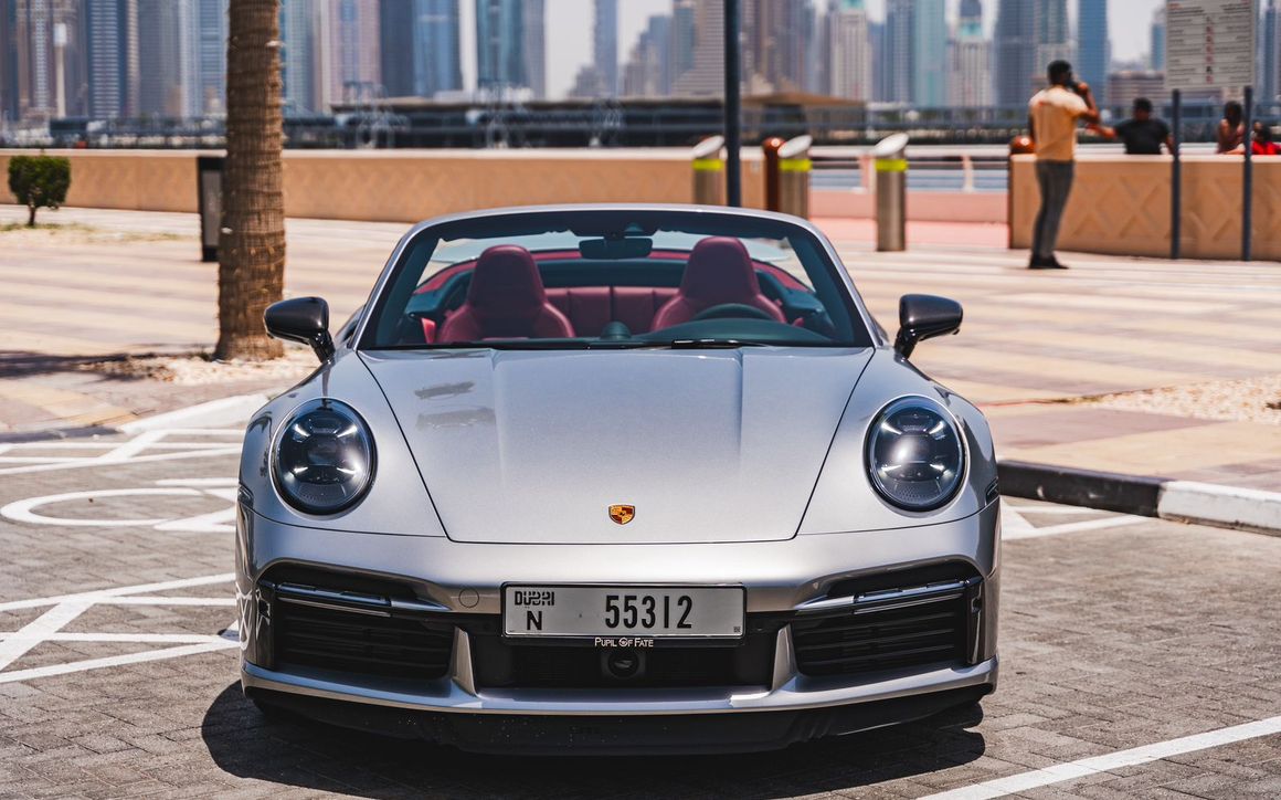 Porsche 911 Turbo S - image 3