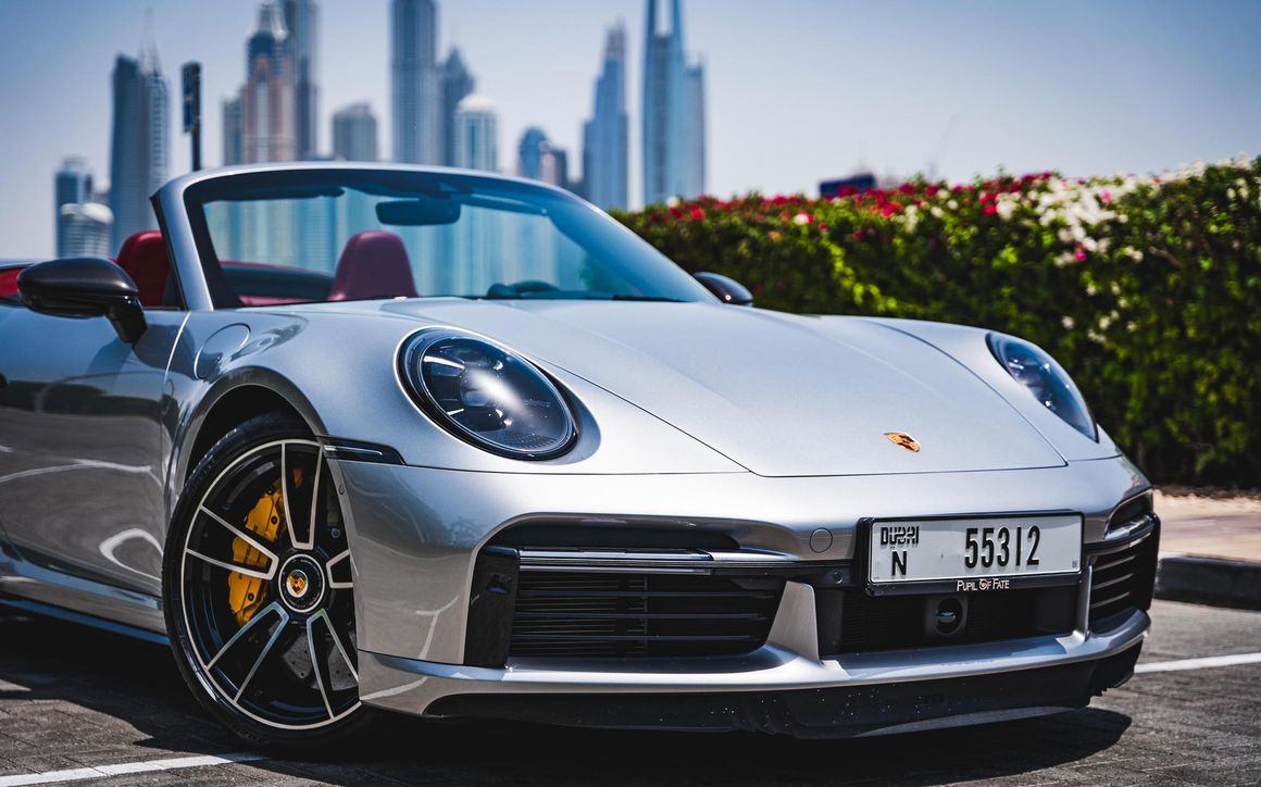Porsche 911 Turbo S - image 8