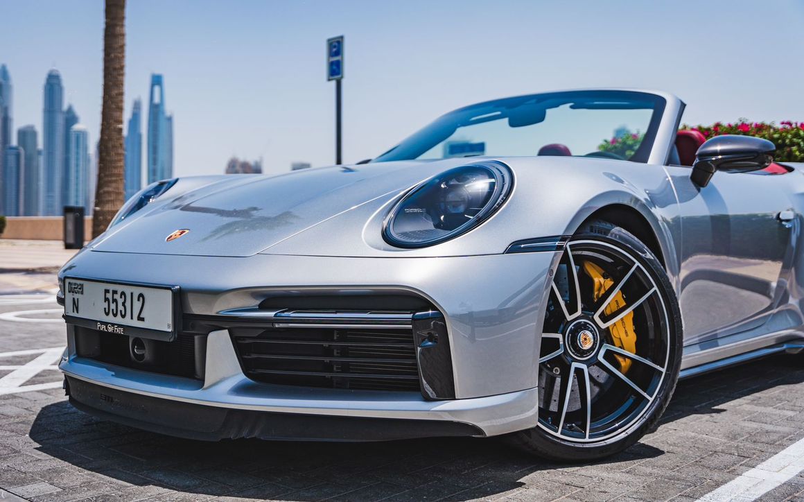 Porsche 911 Turbo S - image 10