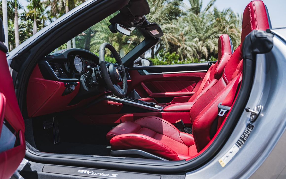 Porsche 911 Turbo S - image 15
