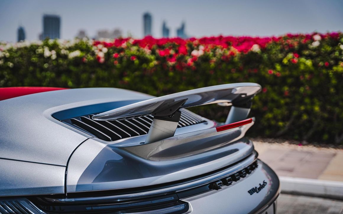 Porsche 911 Turbo S - image 14