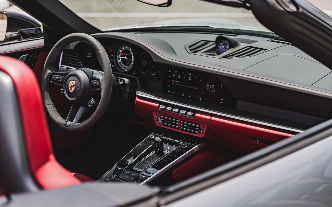 Porsche 911 Turbo S - image 20