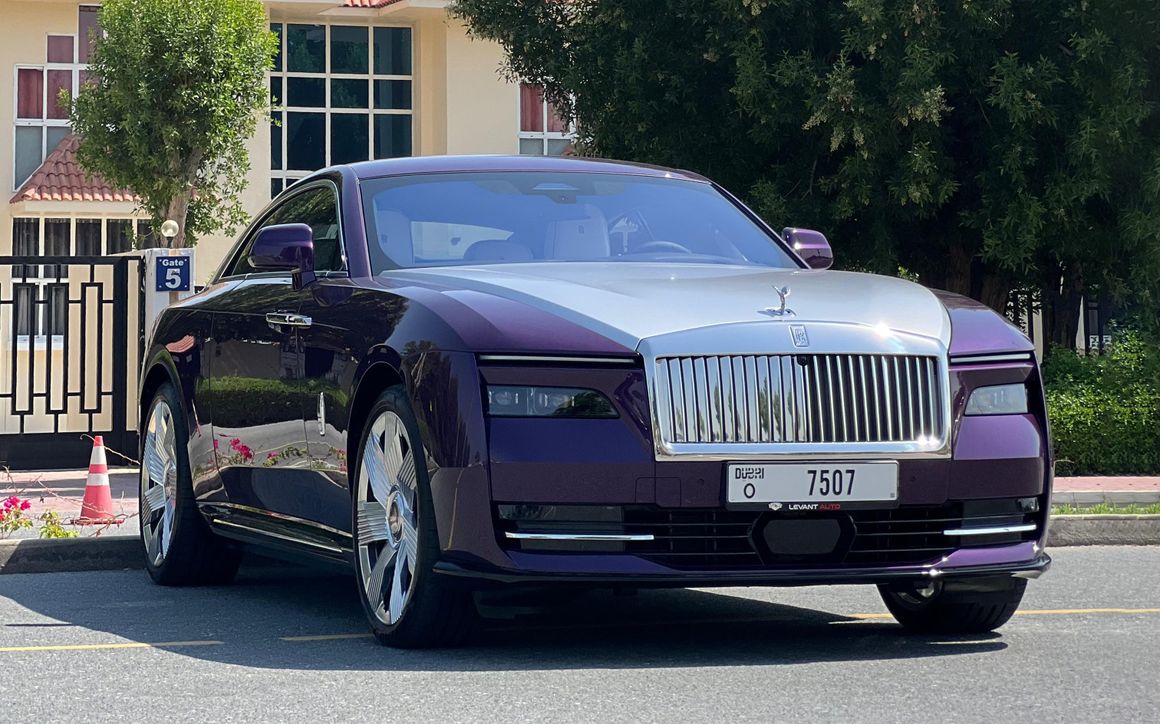ROLLS ROYCE SPECTRE - image 3