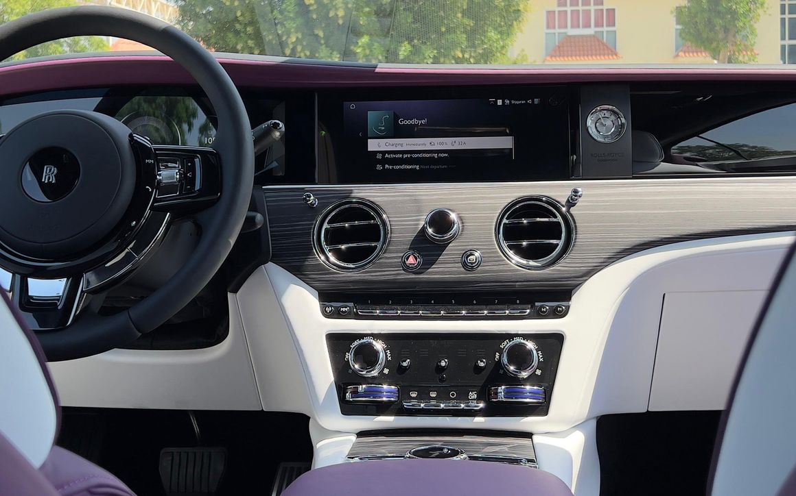 ROLLS ROYCE SPECTRE - image 8