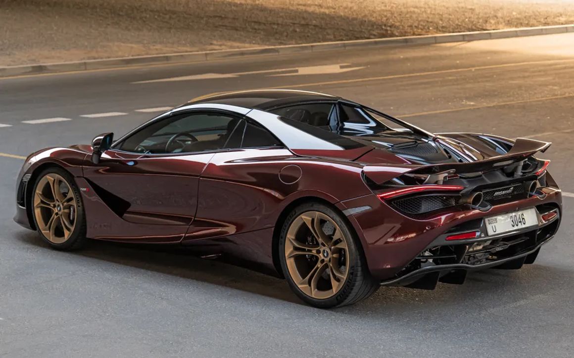 Mclaren 720S Spyder - image 10