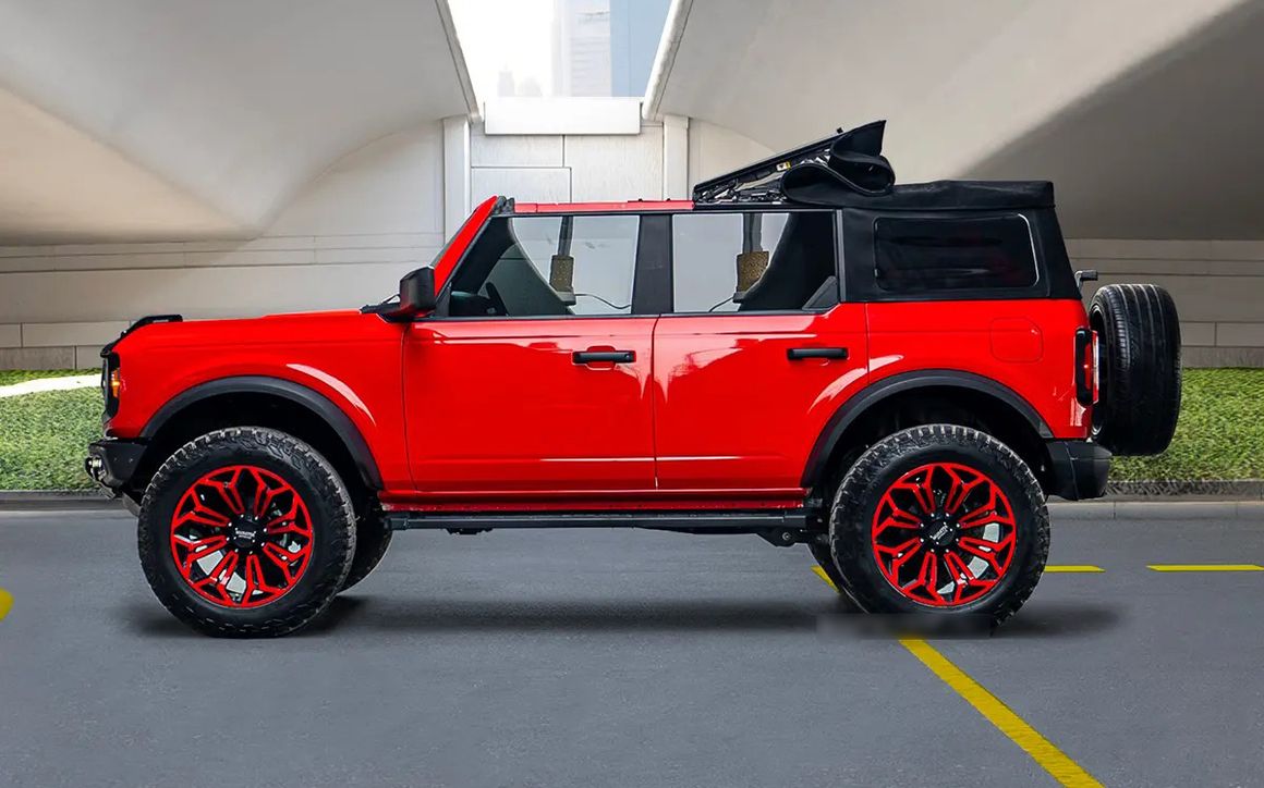 Ford Bronco 2023 - image 2