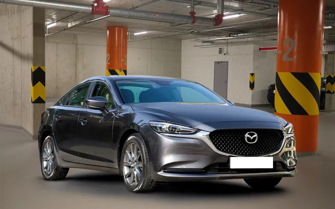 Mazda 6 2.5L PURE - image 1