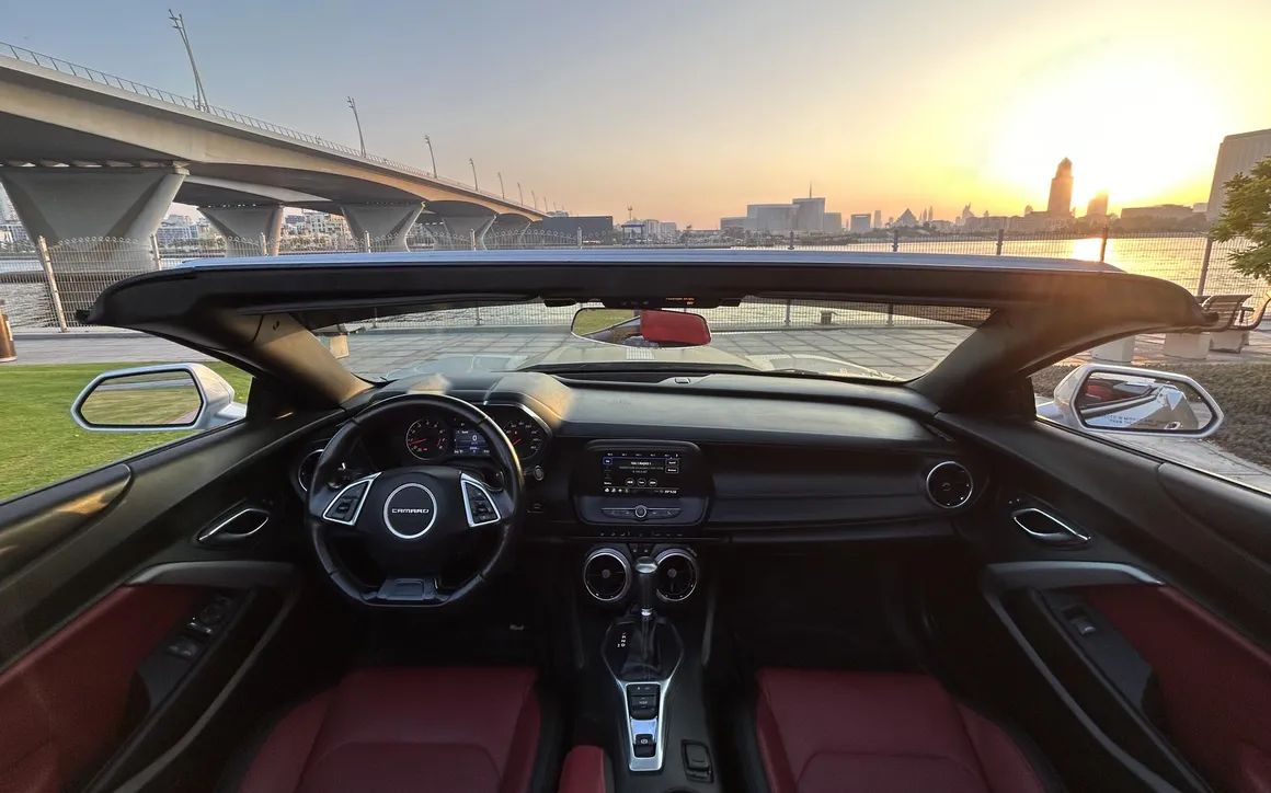 Chevrolet CAMORO CONVERTIBLE - image 8